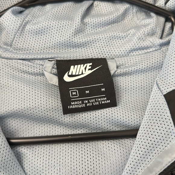 Nike Windrunner Jacket - Picture 3 of 4
